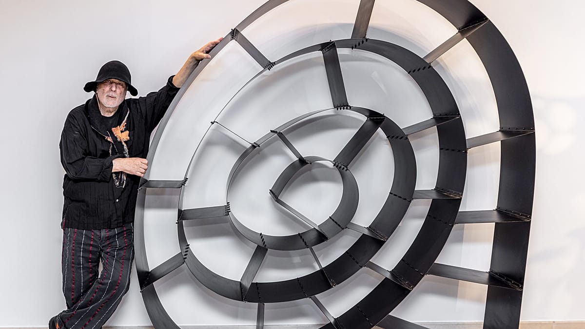 Ron Arad: Η δυσκολία είναι να ξέρεις σε ποιες ιδέες θα αφιερώσεις το χρόνο σου