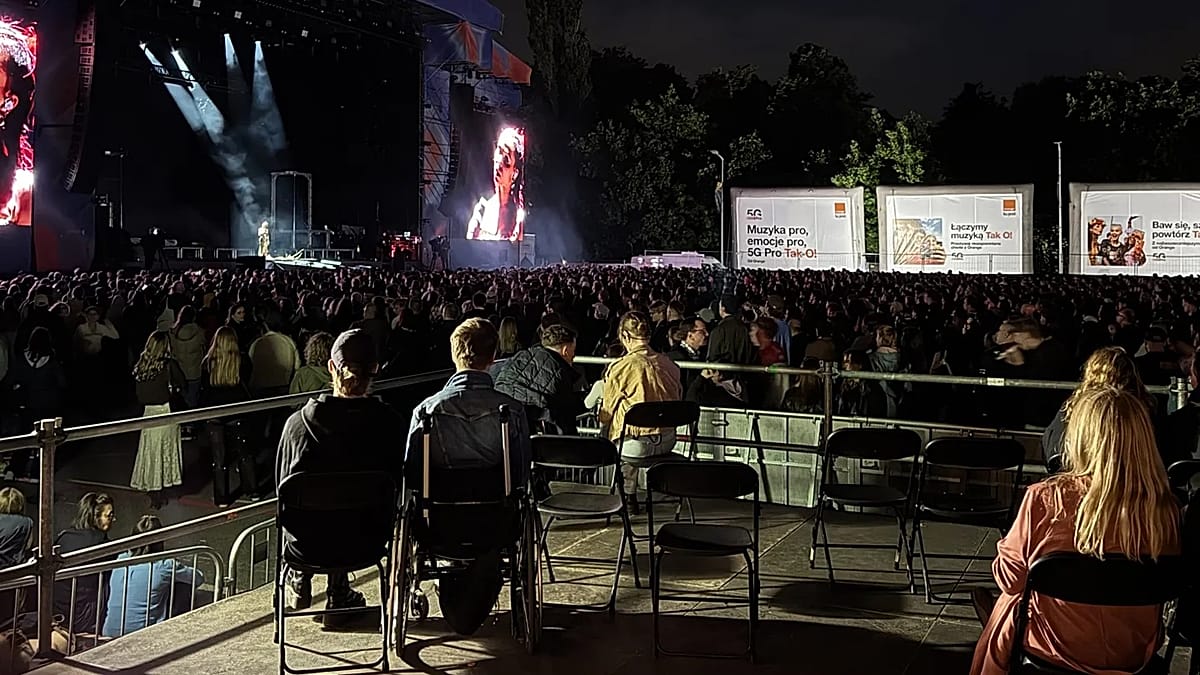 Barrierefrei feiern: Wie Polen Musikfestivals zugänglicher macht