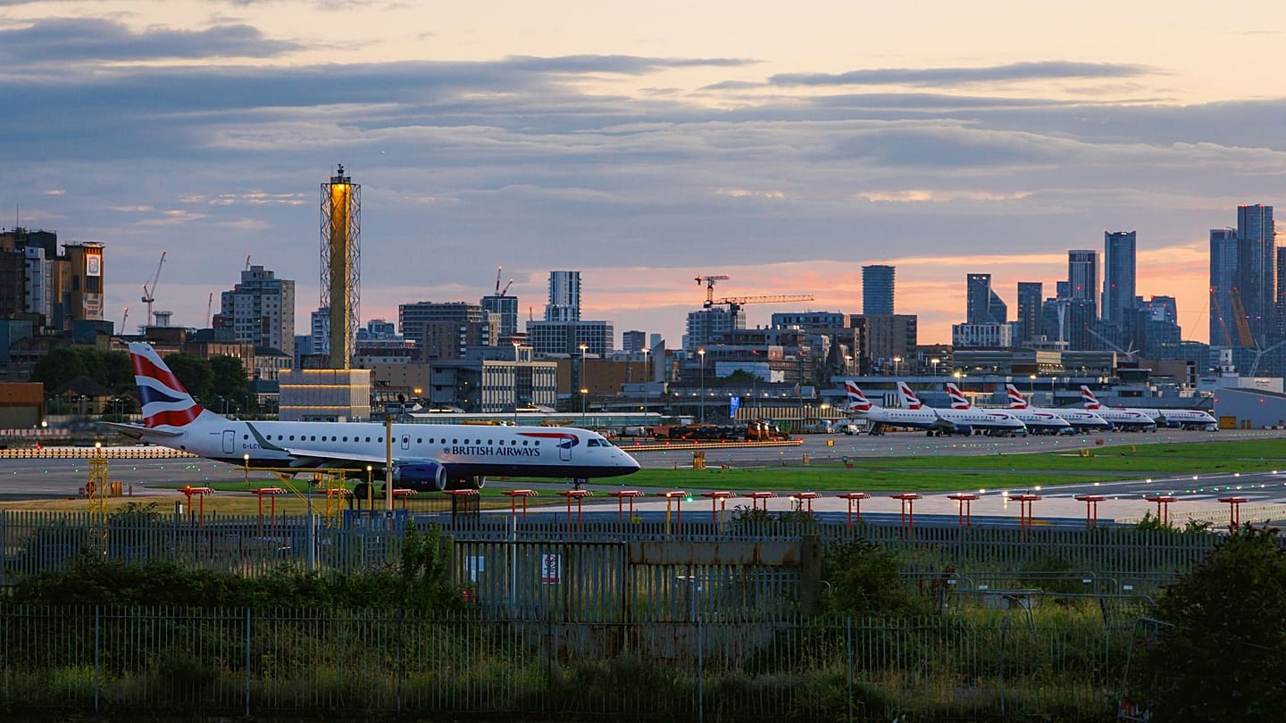 UK airlines to group passengers from different flights on same day to save on jet fuel