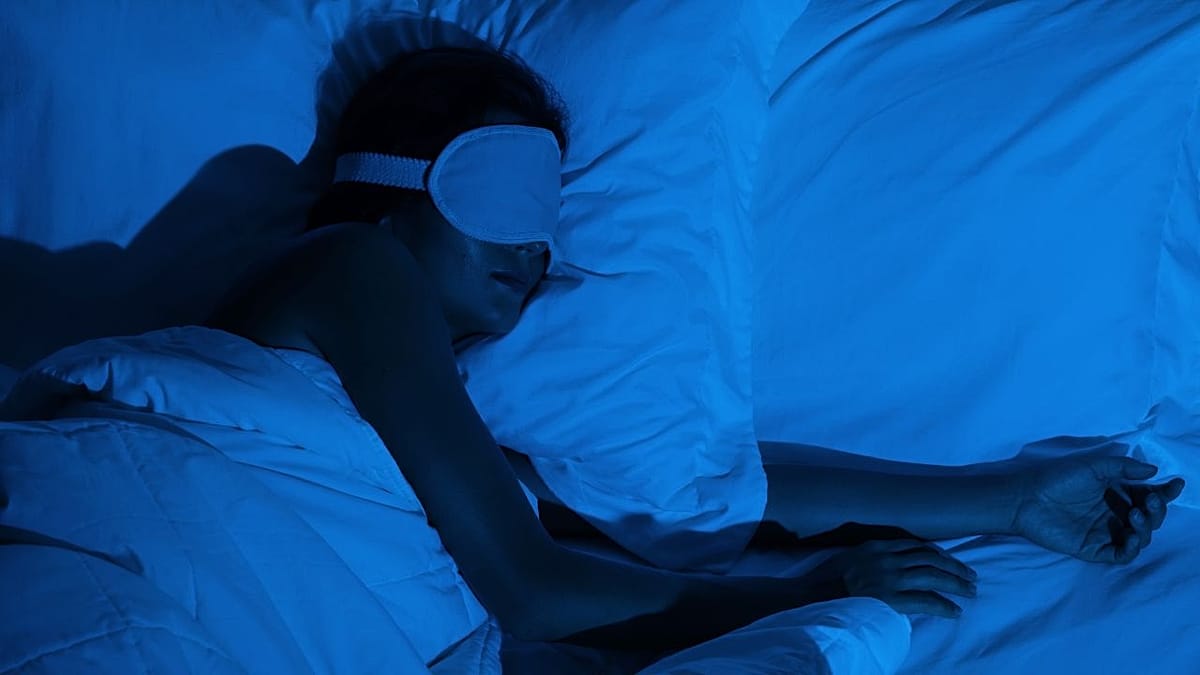 Cena, sonno e colazione: lo studio sul legame bidirezionale tra ciò che mangiamo e come dormiamo