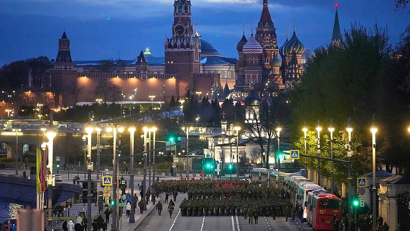 Russia Announces Victory Day Ceasefire, Threatens Kyiv Strike if Disrupted