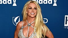 Britney Spears avoids jail time by pleading guilty to reckless driving 
