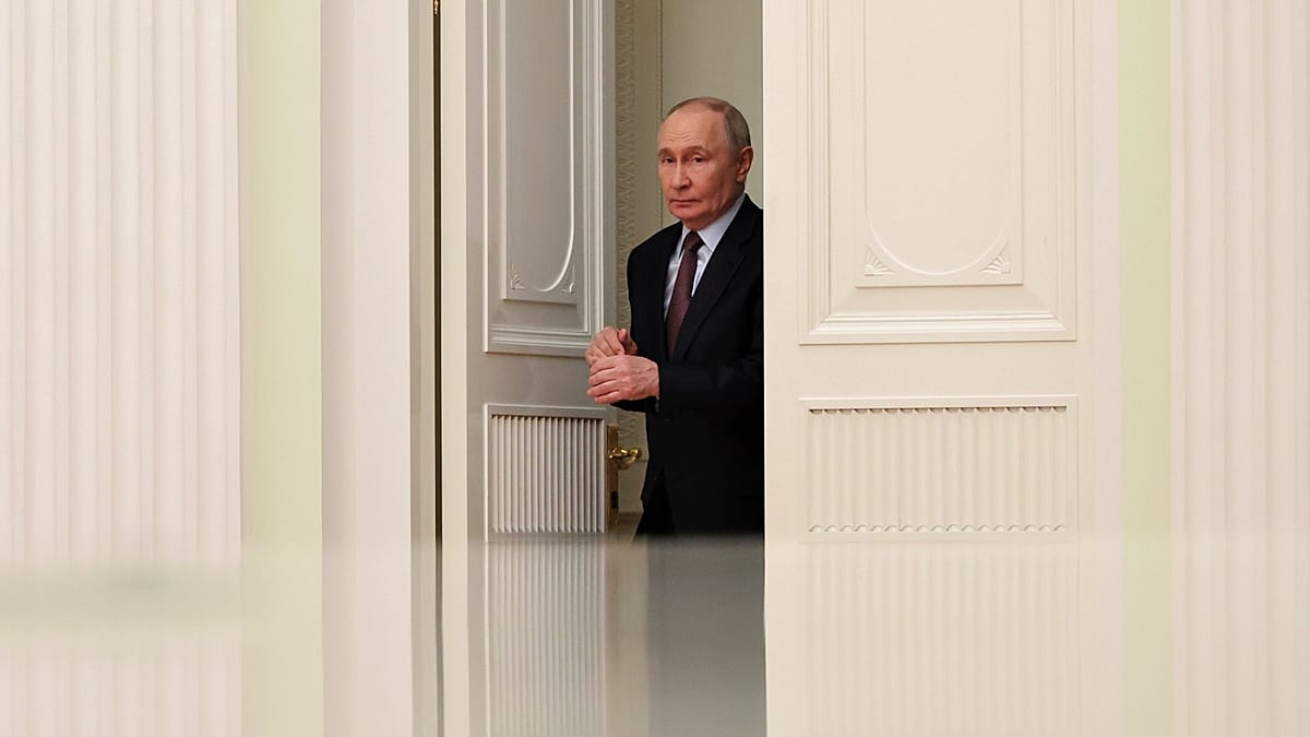 After 20 rounds of sanctions, the EU finally sees cracks in the Russian economy
