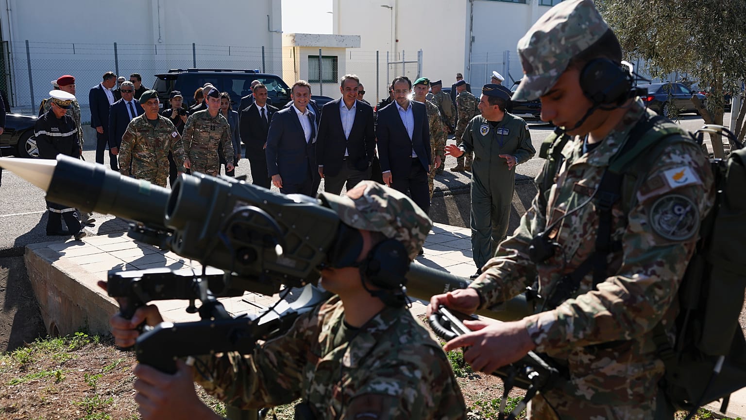 επίσκεψη Μακρόν, Μητσοτακη