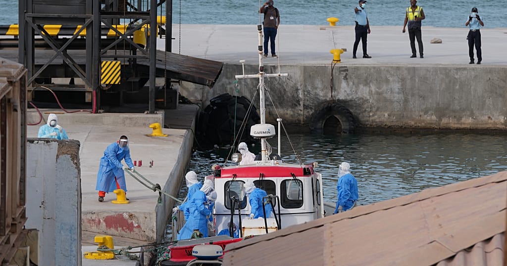 Hantavirus: Cape Verdeans back decision to bar stricken ship from docking