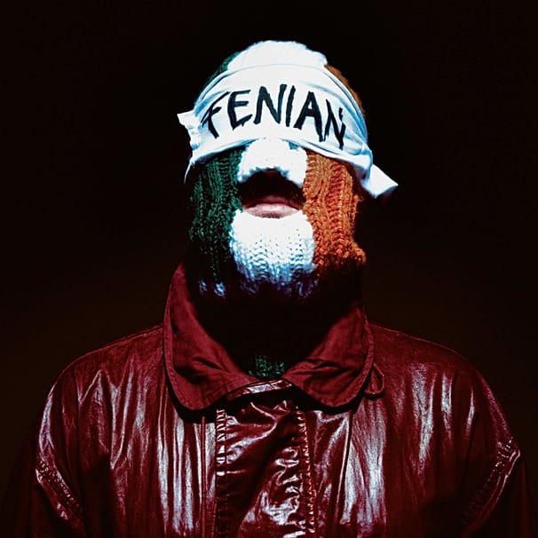 Portada del álbum 'Fenian' de Kneecap 