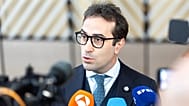 El ministro de Economía y vicepresidente primero de España, Carlos Cuerpo, llega a una reunión con sus homólogos del Eurogrupo, el 4 de mayo de 2026, celebrada en Bruselas