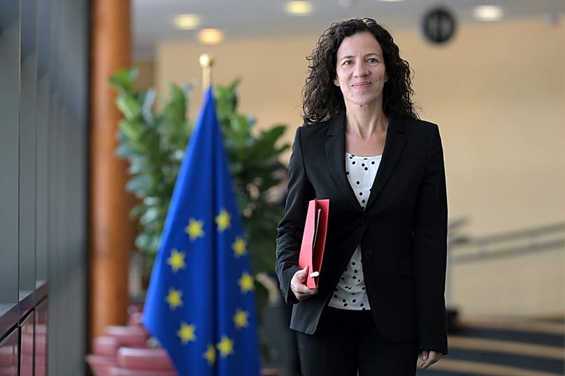 Roxana Mînzatu lors d'une première rencontre avec la présidente de la Commission européenne, Ursula von der Leyen, à Bruxelles, en Belgique, le 18 septembre 2024