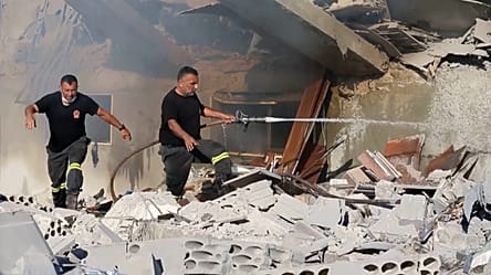 Israeli airstrike kills 4 and injures 33 in southern Lebanon despite fragile ceasefire