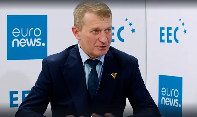 Иренеуш Рась, заместитель министра спорта и туризма Польши, даёт интервью Euronews