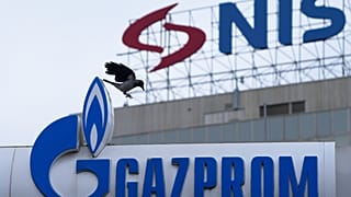 NIS és GAZPROM logó, Belgrád, Szerbia