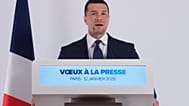 ألقى جوردان بارديلا، رئيس حزب التجمع الوطني اليميني المتطرف، خطابه الصحفي بمناسبة رأس السنة الجديدة، يوم الاثنين 12 يناير/كانون الثاني 2026 في باريس. (صورة من وكالة أسوشيتد بر