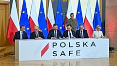 SAFE-megállapodás aláírása Varsóban 2026. május 8-án