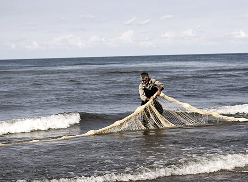 Fisherman after unsuccessful fishing at Caspian