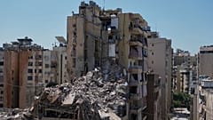 آثار حمله اسرائیل به لبنان در روز پنجشنبه