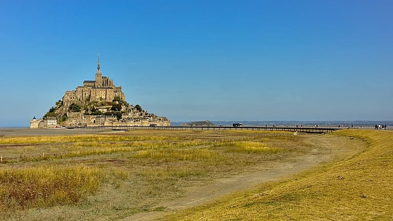 Le Mont-Saint-Michel, en France, est à voir pour y croire