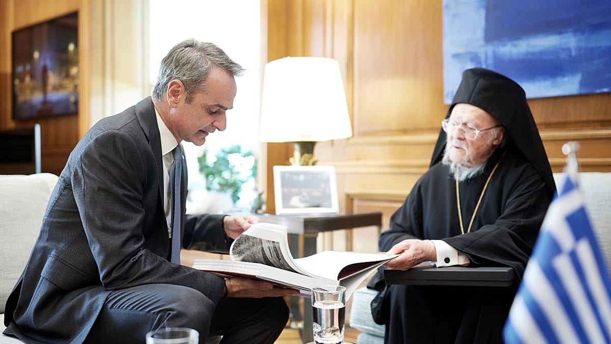 Στο Μέγαρο Μαξίμου ο Οικουμενικός Πατριάρχης Βαρθολομαίος
