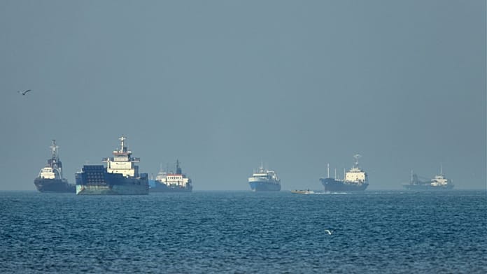 US says the fragile truce with Iran holds as it awaits response to its latest ceasefire proposal Washington insists its month-long ceasefire with Iran is continuing to hold despite renewed hostilities and the recent exchanges of fire. The US says it is awaiting Irans response to its latest ceasefire proposal to end the war.
