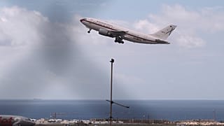 Avión volando hacia Madrid con los españolesque iban a bordo del MV hondius