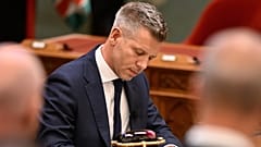 Ministerpräsident Péter Magyar bei seiner Amtseinführung in Budapest, 9. Mai 2026 (AP Photo/Denes Erdos)