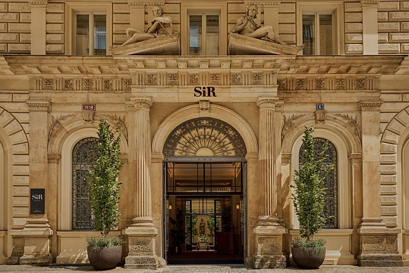 Il Sir Prague si trova all'interno di un edificio che risale al 1884
