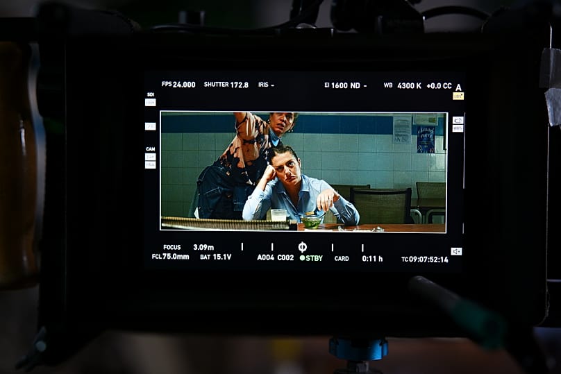«Free Eliza (Notes on an Anatomical Imperfection)»/ Behind the scenes