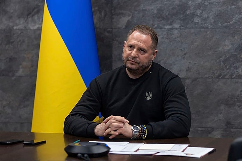 ARCHIVIO: 6 febbraio 2025, Andriy Yermak, allora capo dell'Ufficio presidenziale ucraino, durante un'intervista con l'Associated Press