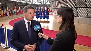 Hanno Pevkur? Estonian Defence Minister & Angela Skujins, Euronews