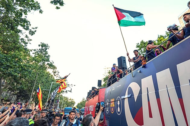 Football : Flick réagit au geste de Yamal brandissant le drapeau palestinien
