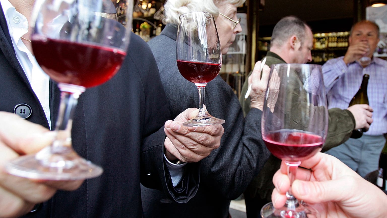 Il consumo mondiale di vino è risultato in calo nel 2025 rispetto all'anno precedente