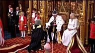 Mit der Imperial State Crown und in Zeremonialrobe eröffnete König Charles III. am Mittwoch in London das Parlament mit der traditionellen Königansprache, 13. Mai 2026.