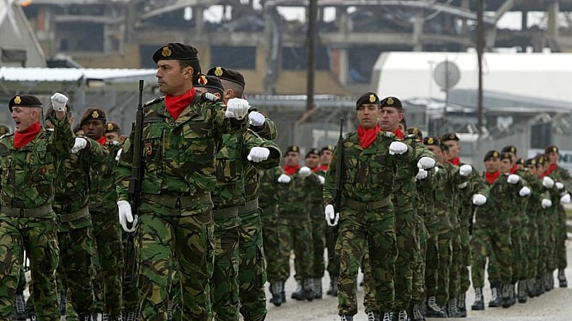 Soldados portugueses no Kosovo em 2006