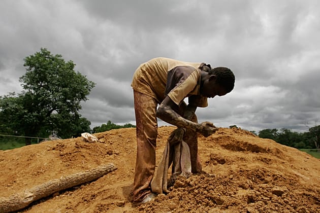 Cameroon uncovers more than 200 illegal gold mines, mostly foreign-owned
