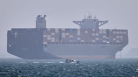 Nave sequestrata vicino allo Stretto di Hormuz, si dirigeva verso le acque iraniane