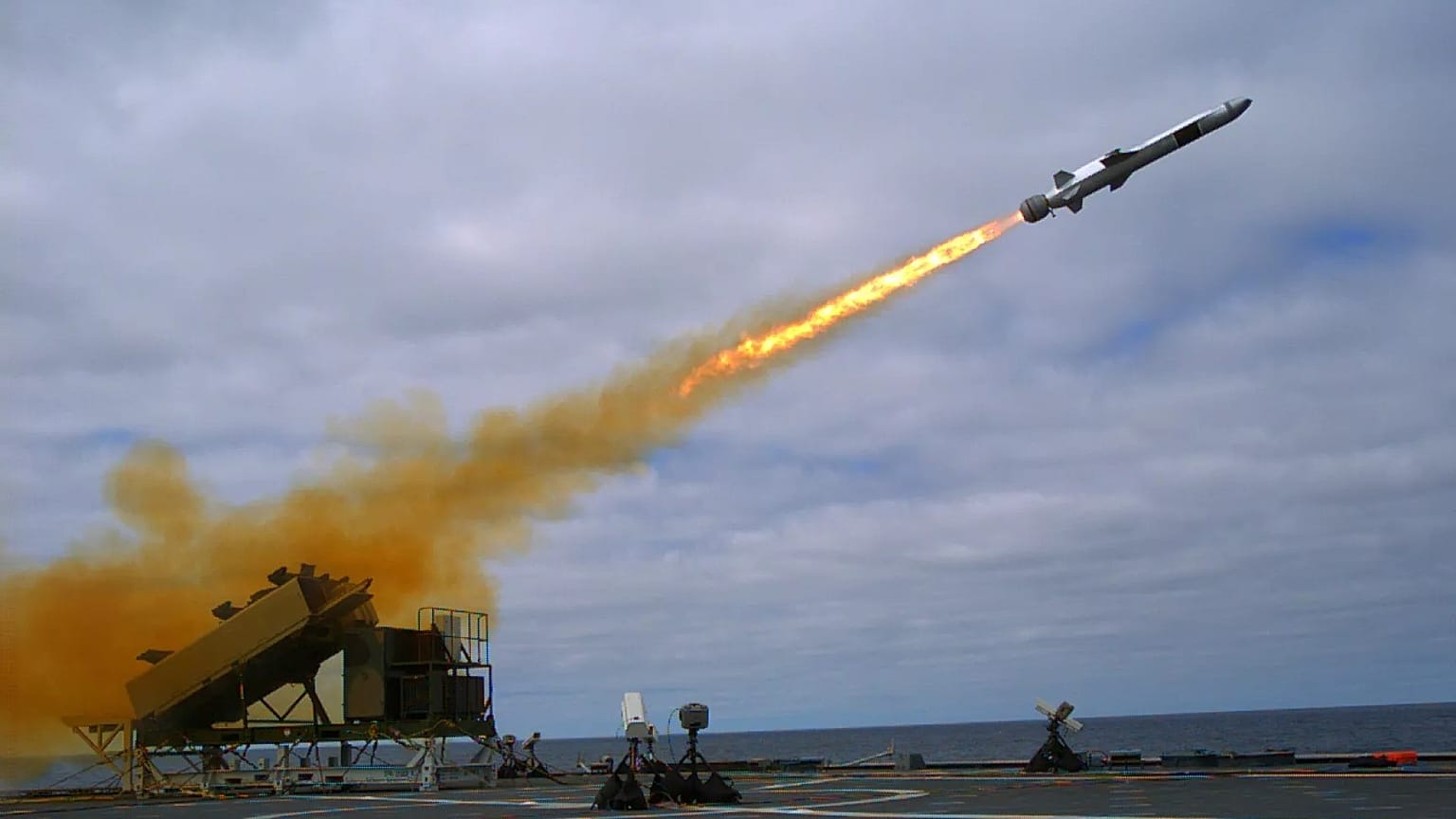 A Kongsberg Naval Strike Missile is launched from a US Navy littoral combat ship off the coast of California, 23 September, 2014 