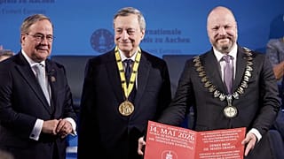 Ο Μάριο Ντράγκι στην τελετή απονομής 