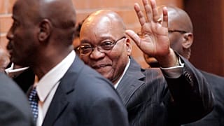 Un tribunal sud-africain autorise le procès pour corruption de Jacob Zuma et Thales