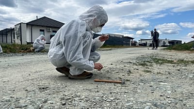 Осмотр камней в строящемся районе Олади-плато в Шомбатели 14 мая 2026 г.