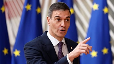 DOSSIER - Le Premier ministre espagnol Pedro Sanchez arrive à un sommet de l'UE à Bruxelles, le 21 mars 2024.