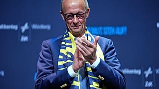 Bundeskanzler Friedrich Merz nimmt während des Deutschen Katholikentags am Freitag, 15. Mai 2026, in Würzburg an einer Diskussion mit jungen Menschen teil.