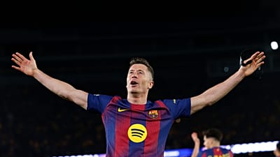 Robert Lewandowski świętuje po strzeleniu szóstej bramki dla swojej drużyny, w Hiszpanii, w środę, 18 marca 2026 roku. 