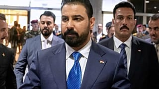 رئيس الوزراء العراقي علي الزيدي يصل إلى البرلمان العراقي، العراق، يوم الخميس 14 مايو/أيار 2026.