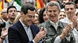 Popular Party candidate in Andalusia, Juanma Moreno (left) and national party leader Alberto Núñez Feijóo (right)