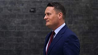 Były brytyjski minister zdrowia Wes Streeting przybywa na Downing Street na spotkanie z premierem Keirem Starmerem w Londynie, w środę, 13 maja 2026 r.