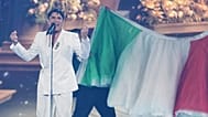 Sal Da Vinci durante la finale dell'Eurovision Song Contest