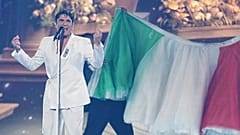 Sal Da Vinci durante la finale dell'Eurovision Song Contest