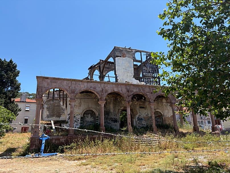 Aya Triada Kilisesi
