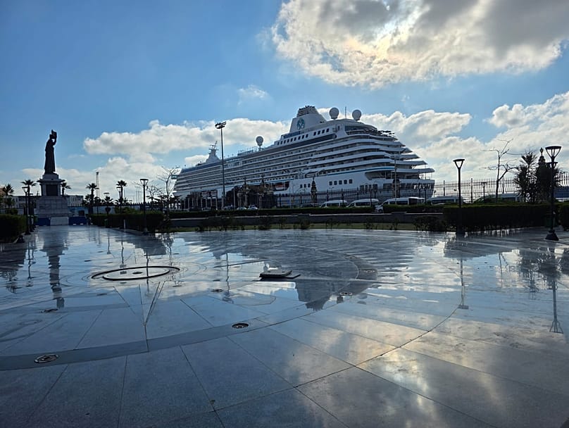 Imagen del barco del crucero donde ha sido la cumbre. 