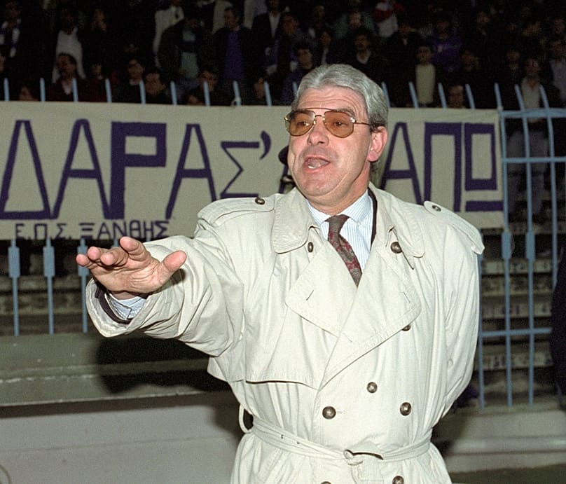 Jenei Imre magyar szövetségi kapitányként egy Görögország - Magyarország vb selejtező mérkőzésen