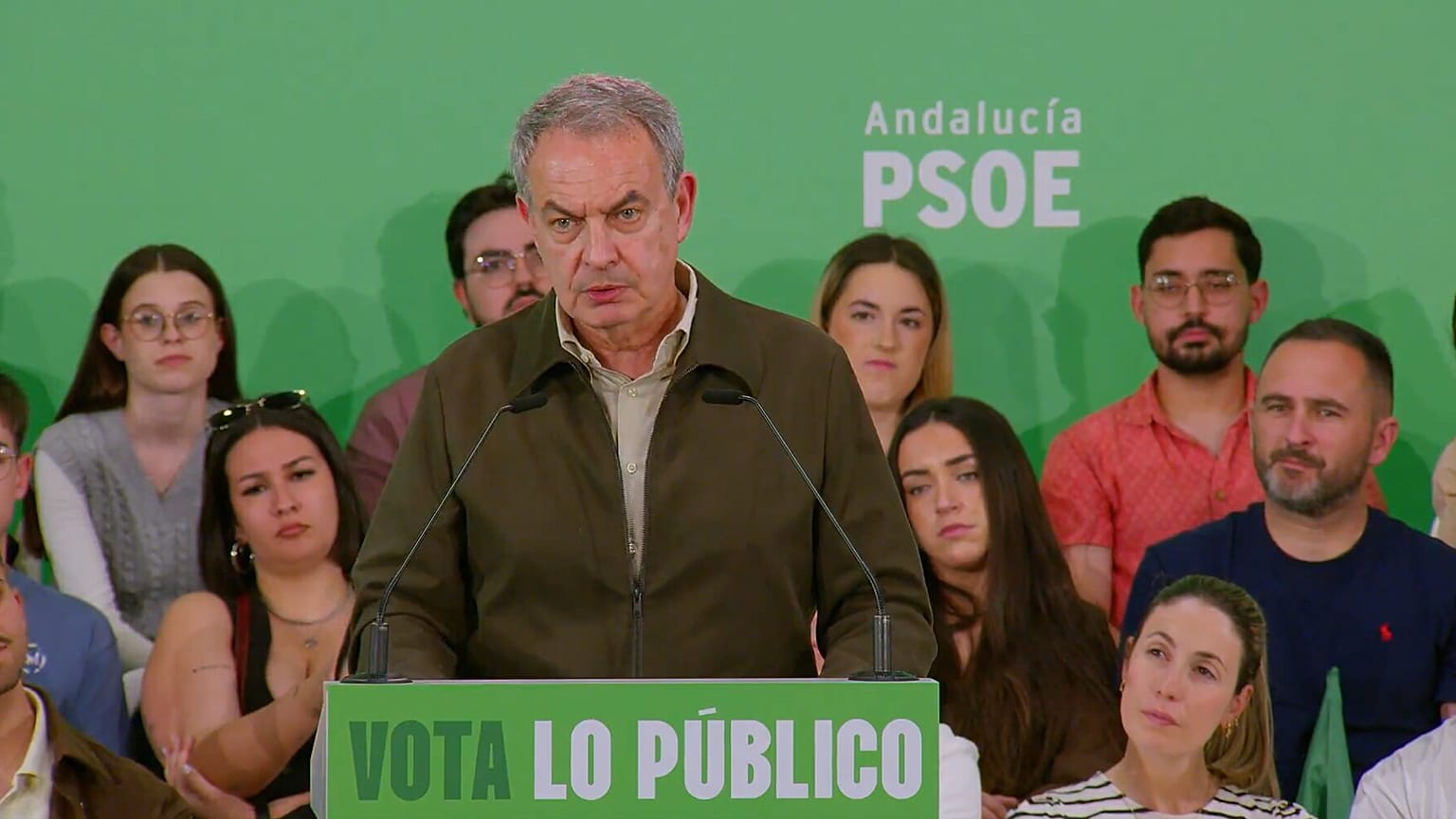 José Luis Rodríguez Zapatero durante la campaña andaluza reciente en un mitin del 5 de mayo